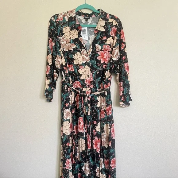 Torrid Floral Challis Shirtdress - Picture 5 of 11